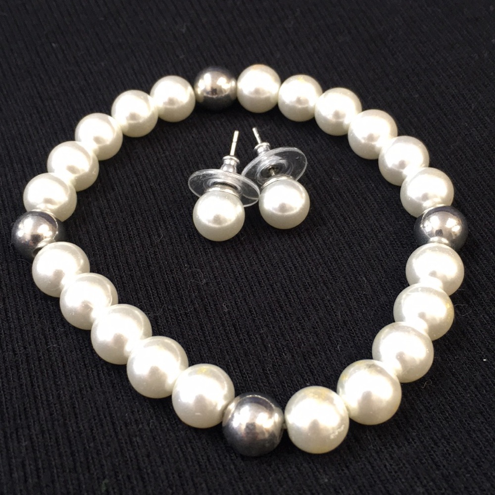 Faux Pearl Set